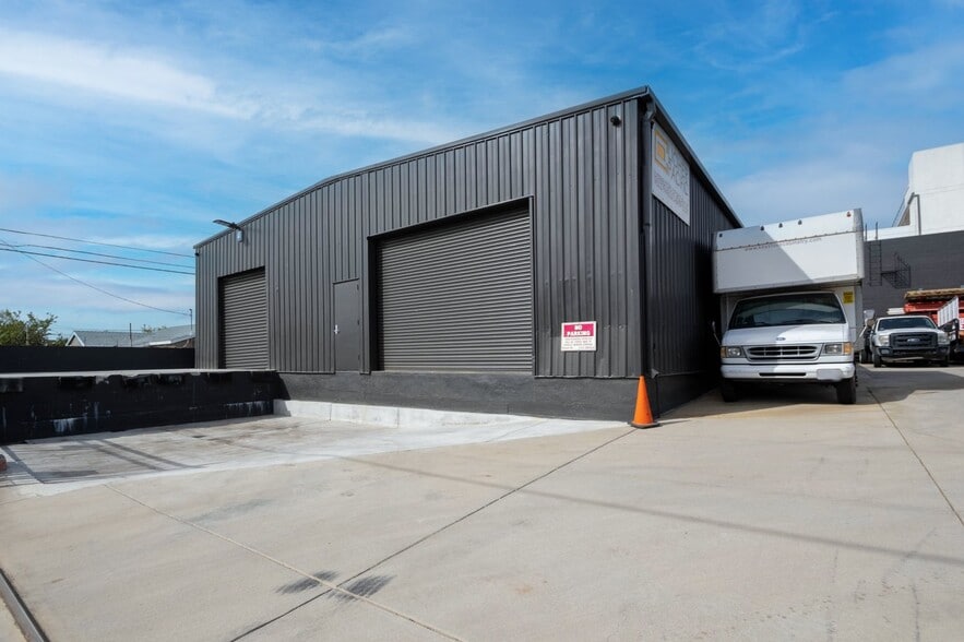 12863 San Fernando Rd, Sylmar, CA for sale - Building Photo - Image 2 of 9