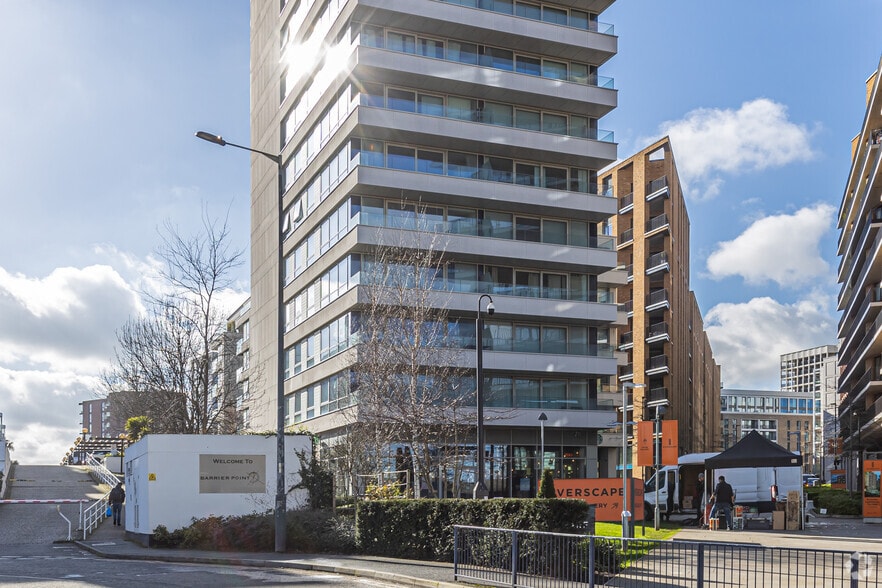 Royal Wharf, Londres à vendre - Photo du bâtiment - Image 2 de 2