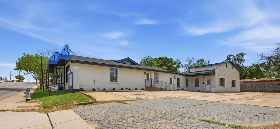 1400 E Belt Line Rd, Carrollton, TX à vendre - Photo du bâtiment - Image 2 de 12