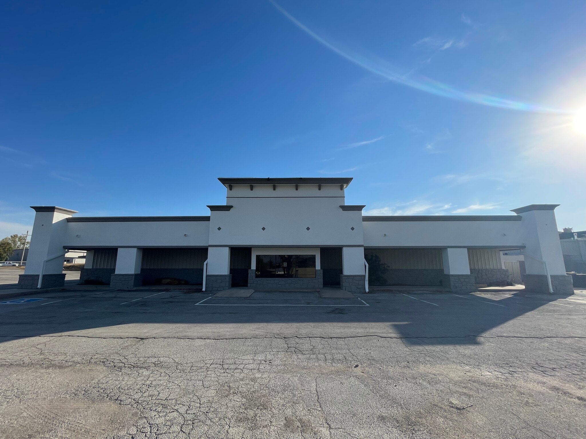 1425 New Sapulpa Rd, Sapulpa, OK for lease Building Photo- Image 1 of 7