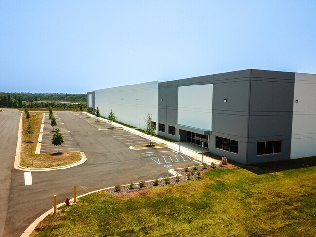 Plus de détails pour 6800 Jefferson Metro Pky, McCalla, AL - Industriel à louer