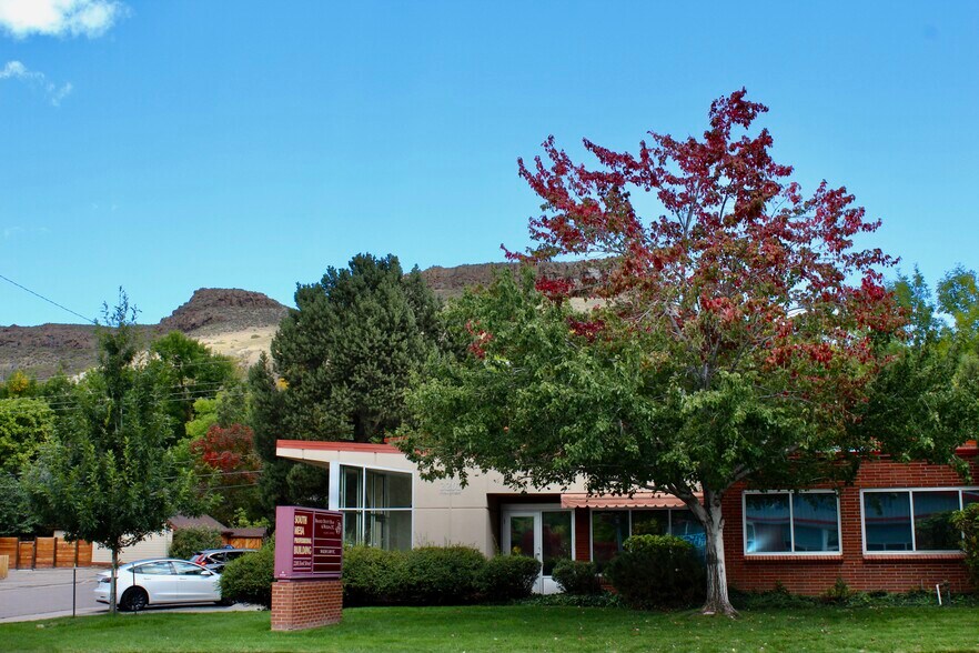 2201 Ford St, Golden, CO for lease - Building Photo - Image 1 of 6