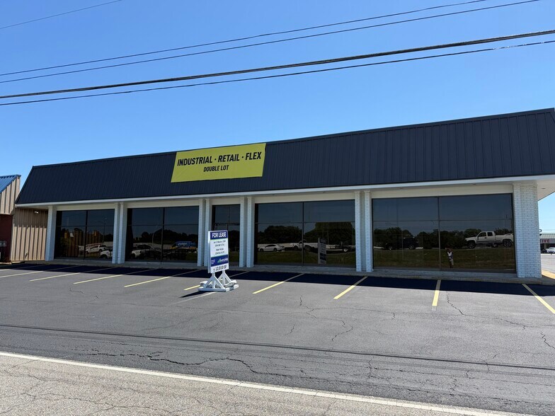 430 N Eastern Blvd, Montgomery, AL for lease - Building Photo - Image 1 of 6