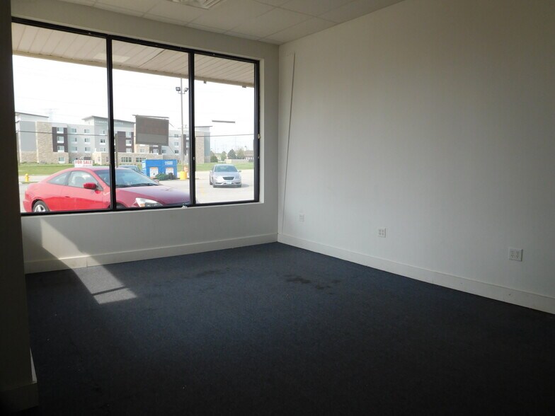 506-524 W Mondamin St, Minooka, IL à louer - Photo intérieure - Image 2 de 11