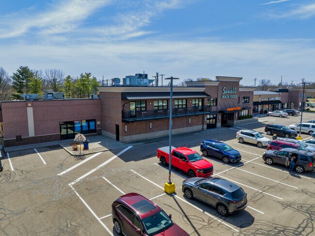 More details for 2925-3029 Oakland Dr, Kalamazoo, MI - Retail for Lease