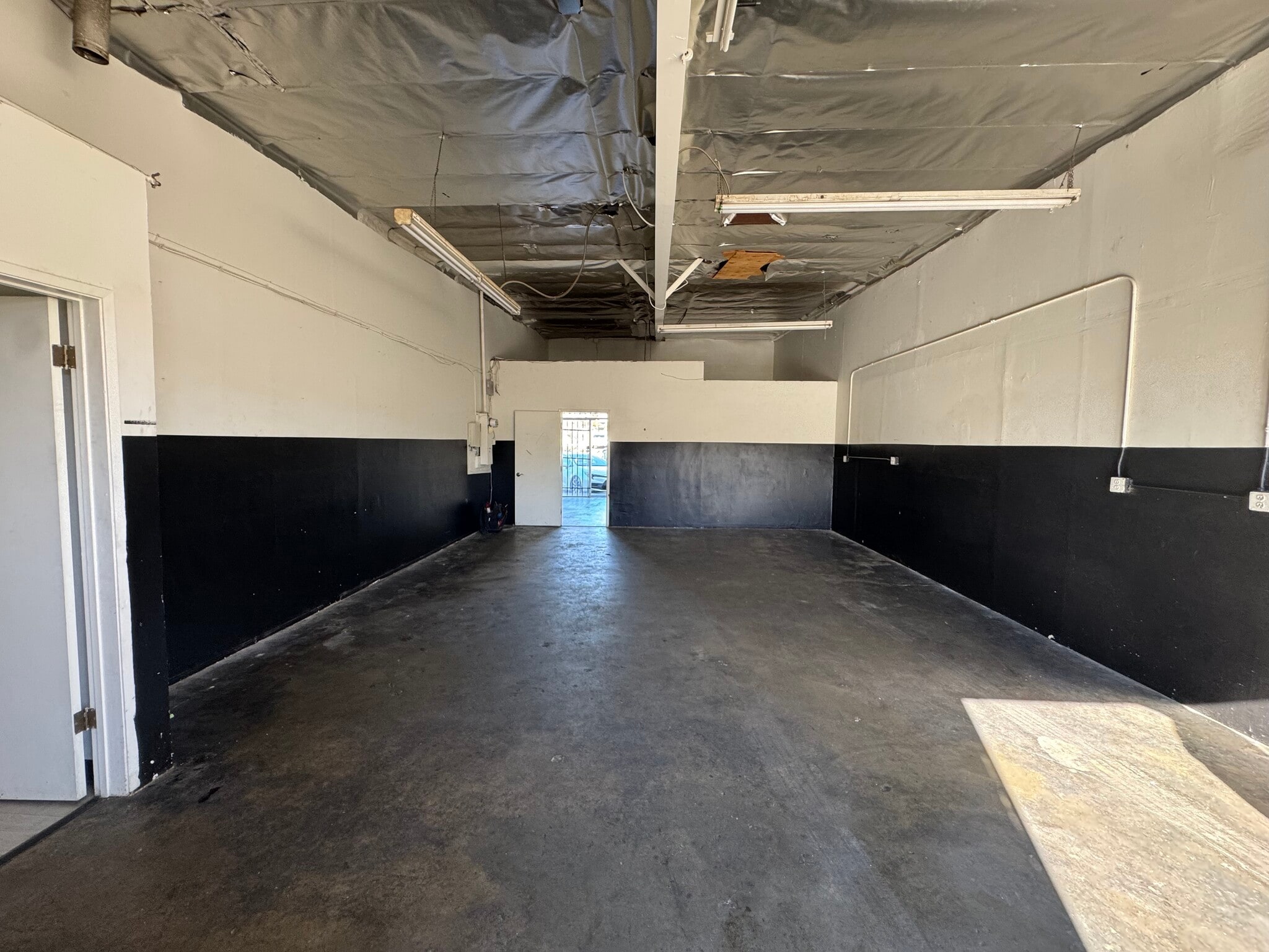 4701-4761 Holt Blvd, Montclair, CA à louer Photo intérieure- Image 1 de 3