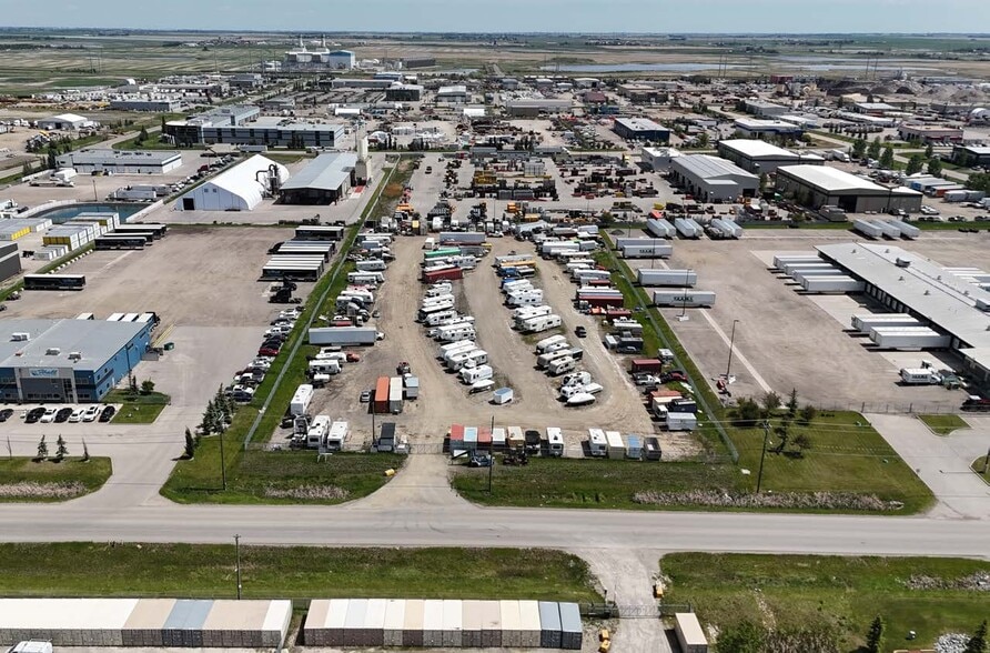 24 Technology Way SE, Calgary, AB for lease - Building Photo - Image 2 of 2