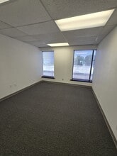 4015 Belt Line Rd, Addison, TX à louer Photo du bâtiment- Image 1 de 1