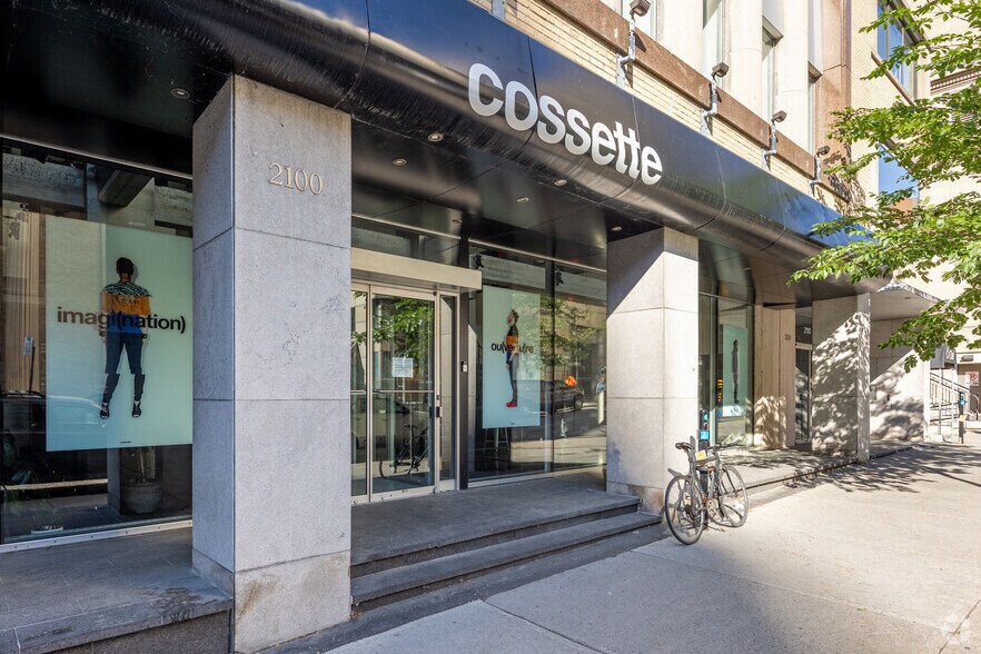 2100-2110 Rue Drummond, Montréal, QC à louer - Photo du bâtiment - Image 3 de 3