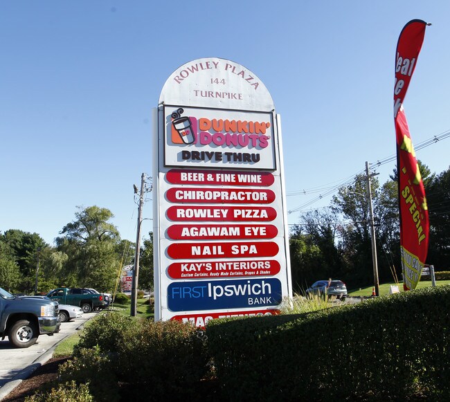 Plus de détails pour 144 Newburyport Tpke, Rowley, MA - Commerce de détail à louer