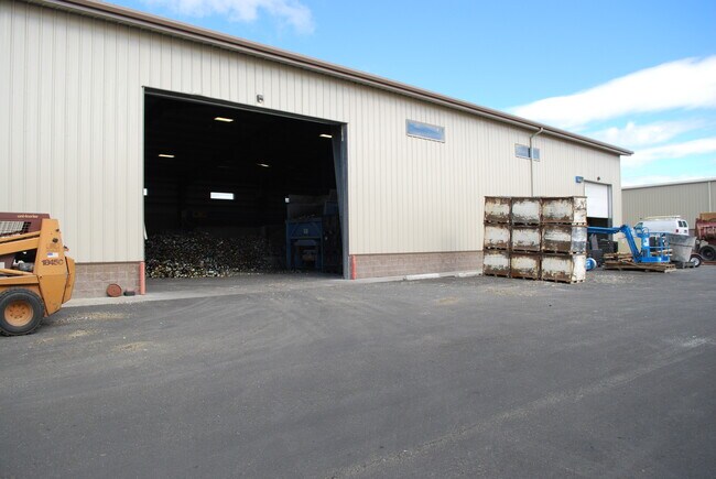 Plus de détails pour 340 SE Logsden St, Bend, OR - Industriel à louer