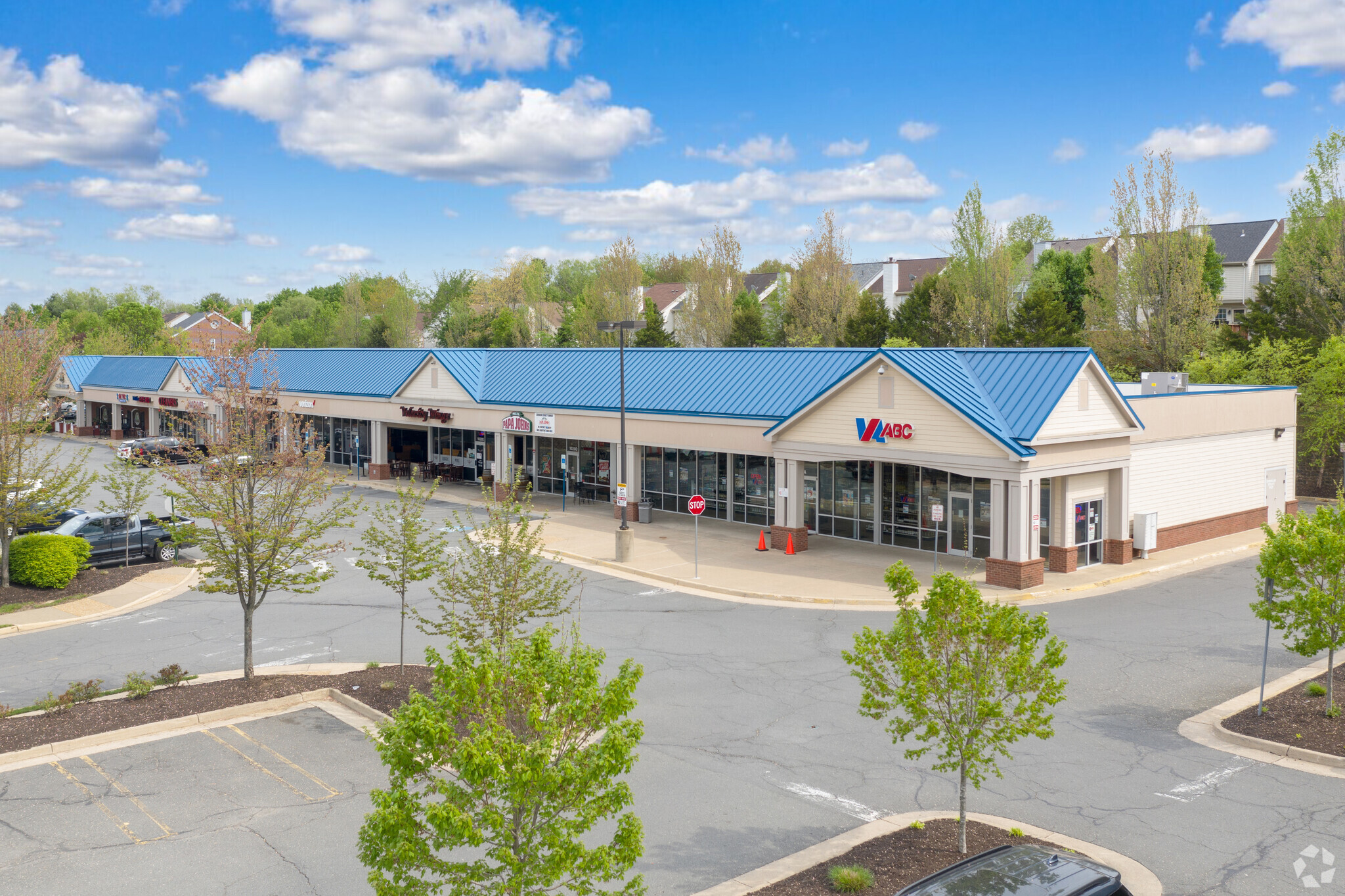 1020 E Main St, Purcellville, VA for lease Building Photo- Image 1 of 4