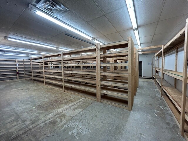 461 Charlie Smith Sr Hwy, Saint Marys, GA à vendre - Photo du bâtiment - Image 2 de 10