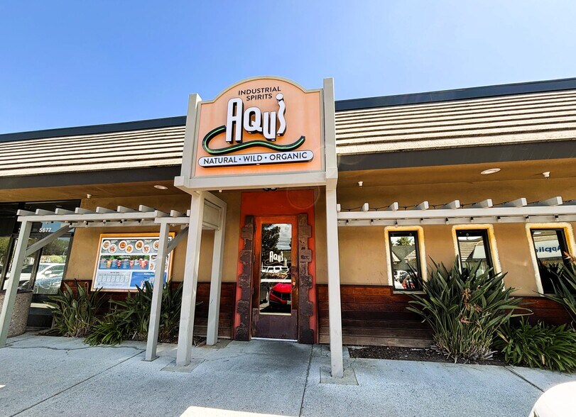 470-480 Blossom Hill Rd, San Jose, CA à louer - Photo du bâtiment - Image 3 de 68
