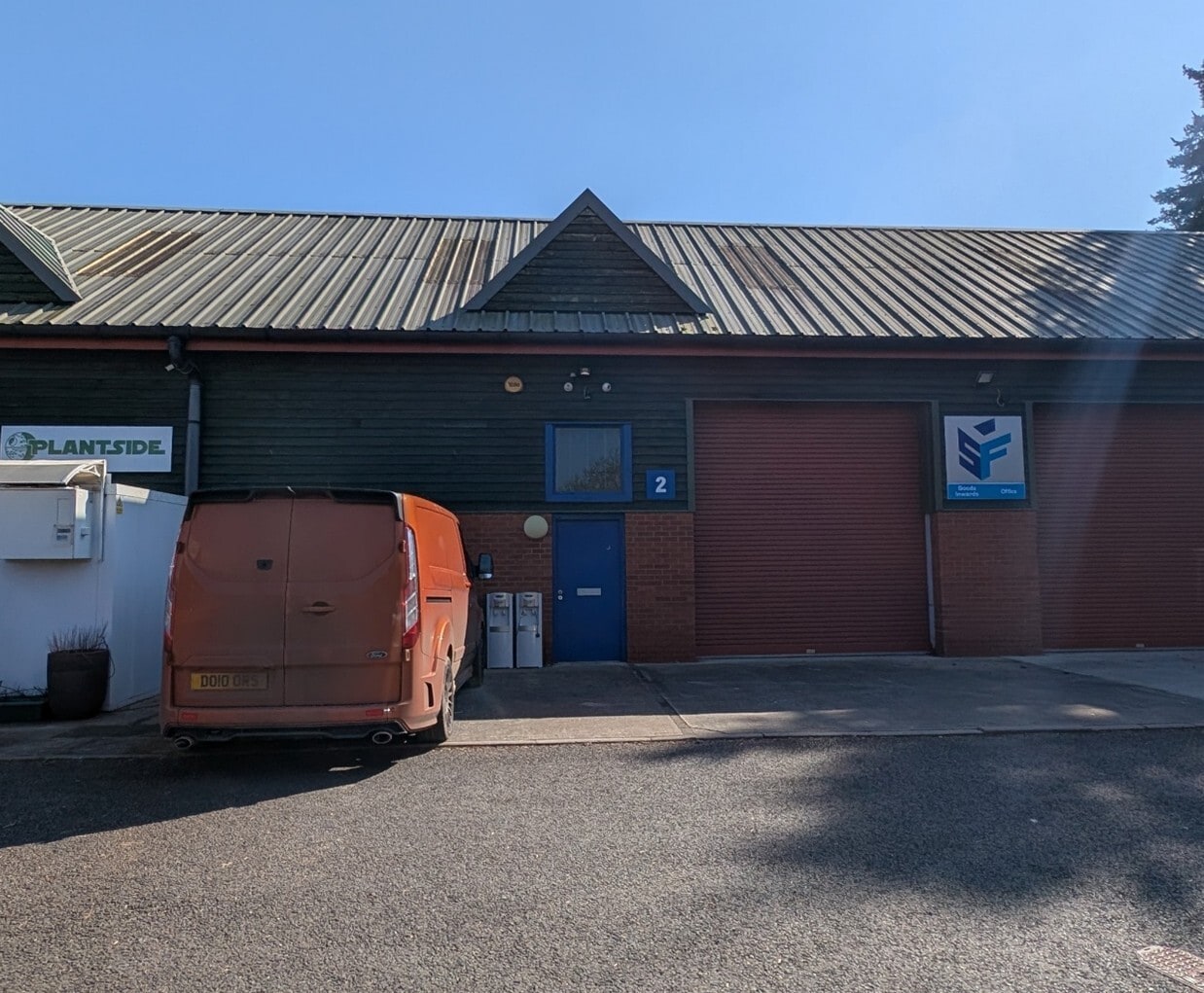 Monument View, Wellington à louer Photo du bâtiment- Image 1 de 4