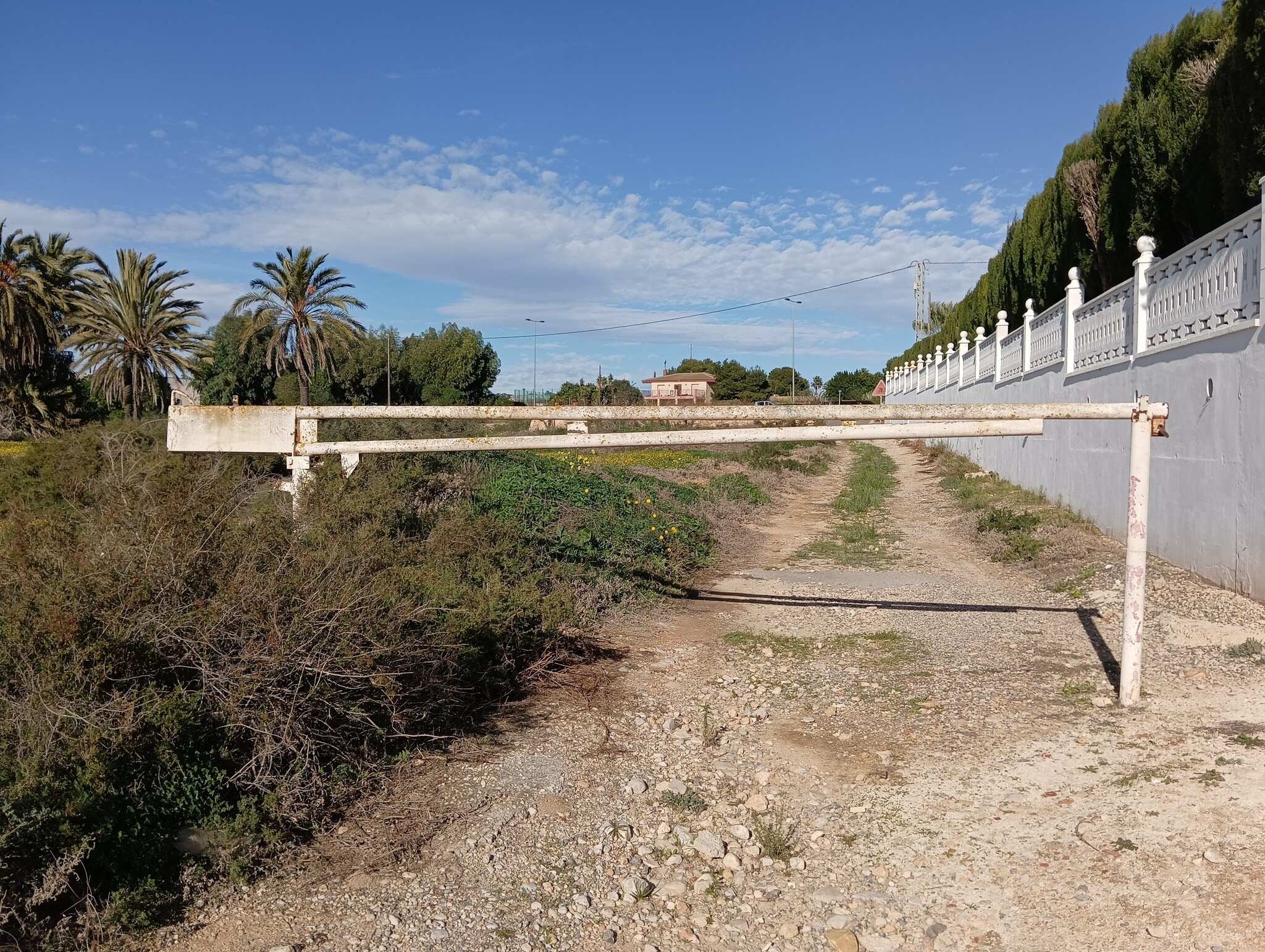 Proc. Simplificado, Santa Pola, Alicante for sale Primary Photo- Image 1 of 14