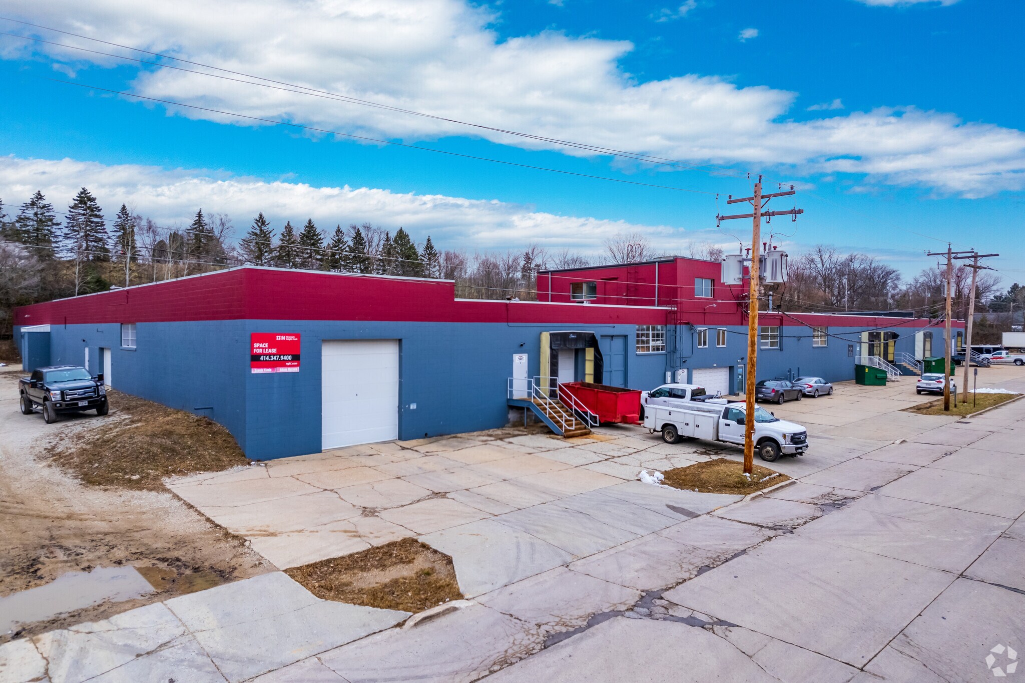 1515 Ellis St, Waukesha, WI à louer Photo principale- Image 1 de 37