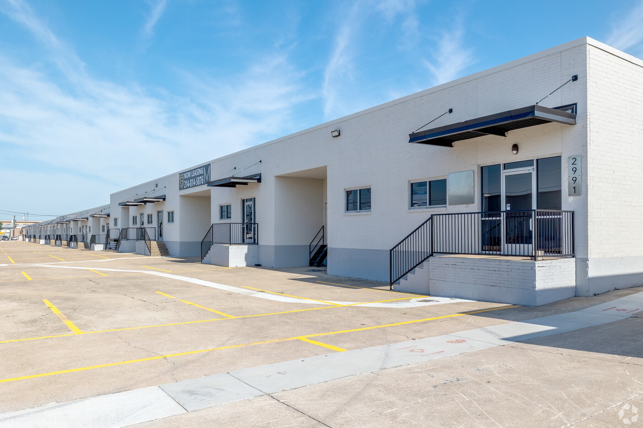 2903 Ladybird Ln, Dallas, TX for lease Primary Photo- Image 1 of 11