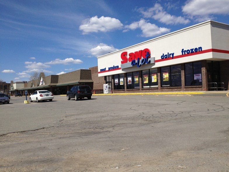 94 Demars Blvd, Tupper Lake, NY for lease - Primary Photo - Image 1 of 11