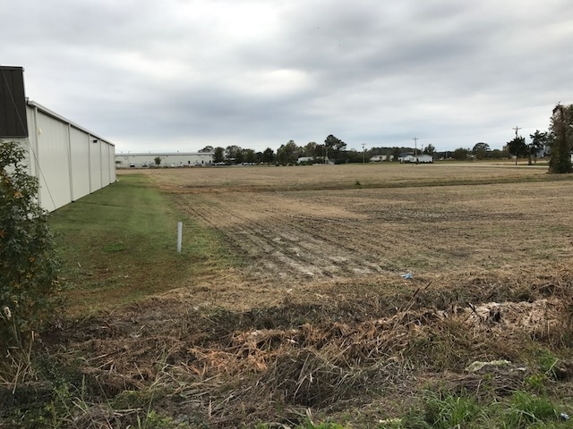 1901 Weeksville Rd, Elizabeth City, NC for sale - Building Photo - Image 1 of 3