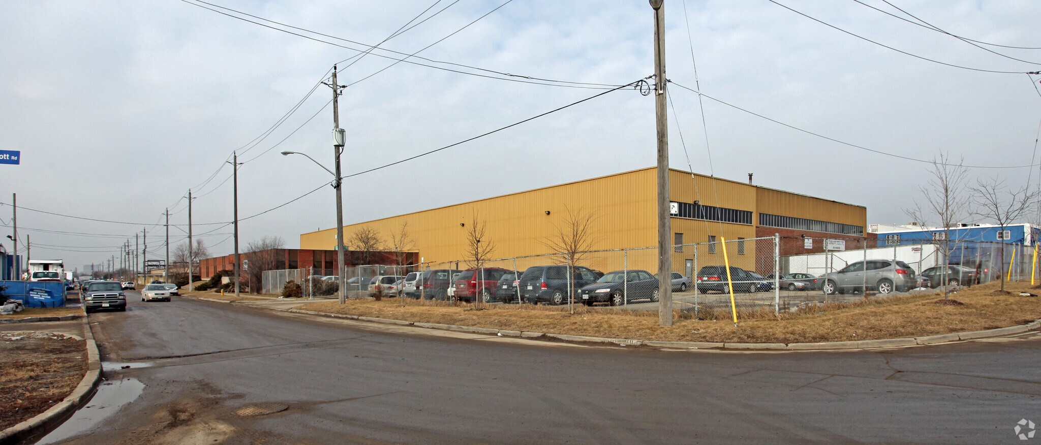 200 Hymus Rd, Toronto, ON for sale Primary Photo- Image 1 of 1