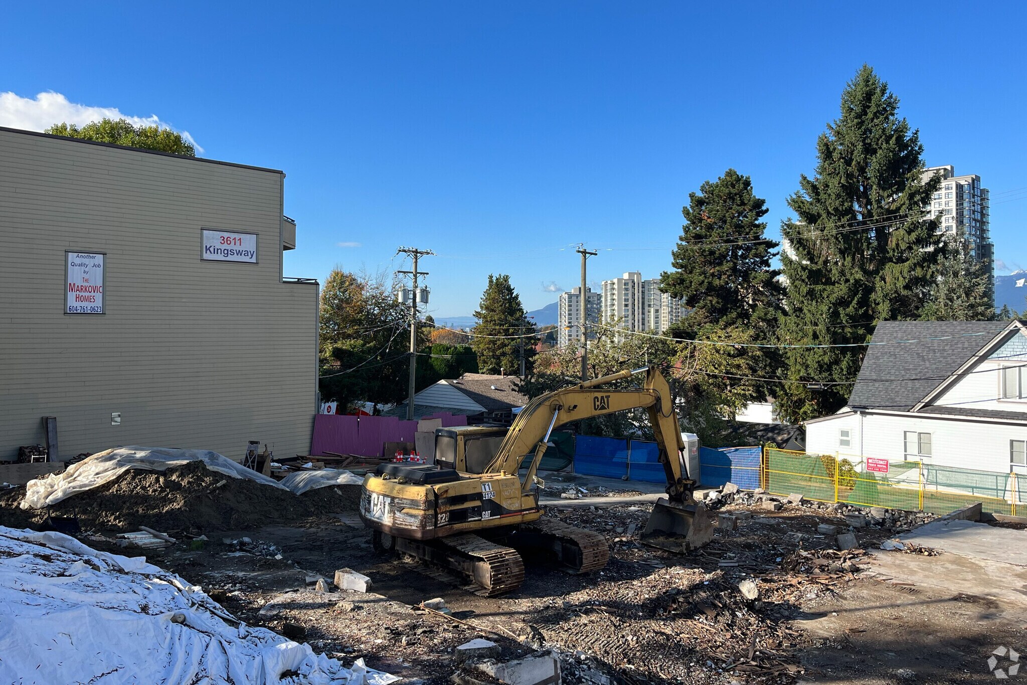 3645 Kingsway, Vancouver, BC for sale Primary Photo- Image 1 of 1