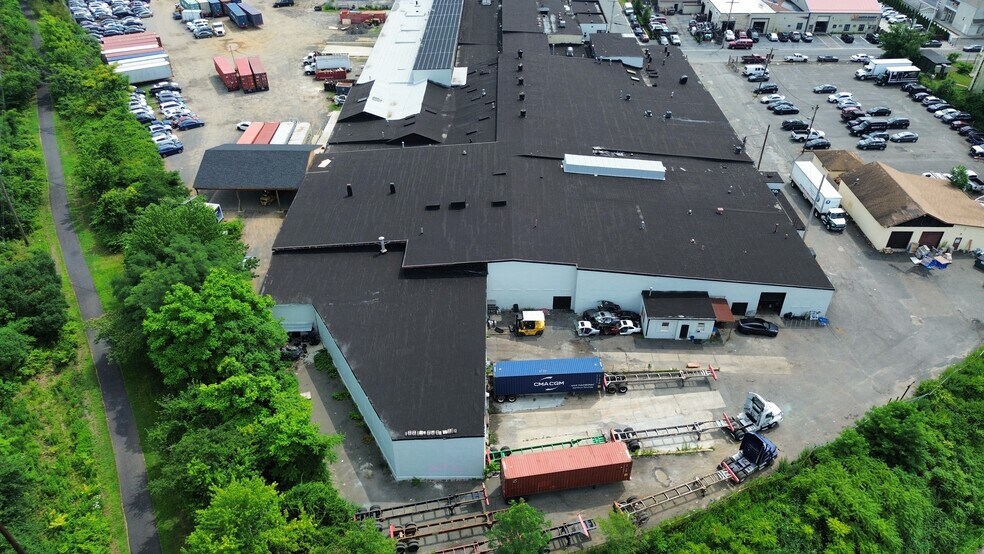 3 Cass St, Keyport, NJ à louer - Photo du bâtiment - Image 2 de 55