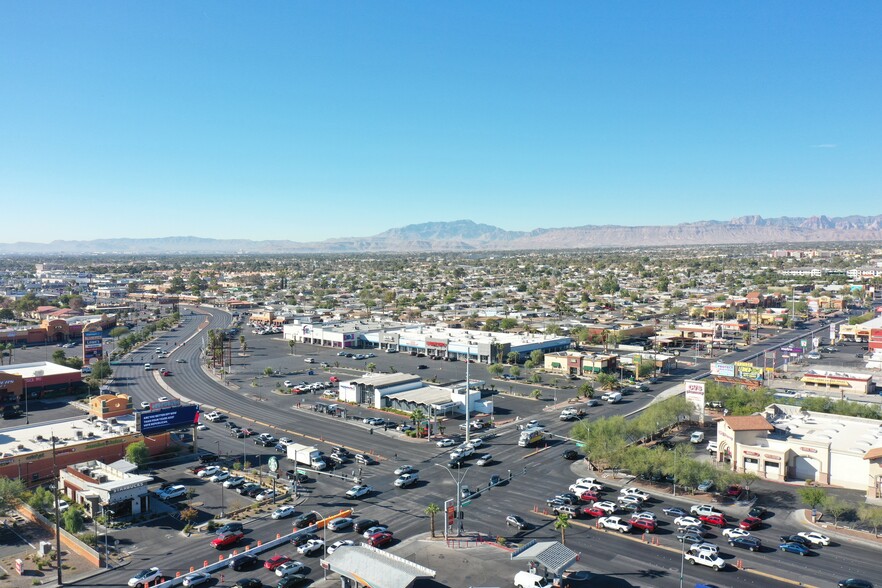 1132-1200 S Decatur Blvd, Las Vegas, NV for lease - Building Photo - Image 2 of 13