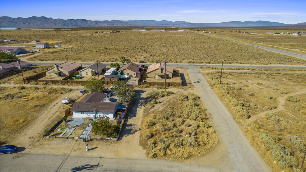 7861 Jimson Ave, California City, CA à vendre - Photo du bâtiment - Image 3 de 6