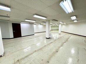 1914 Association Dr, Reston, VA for lease Interior Photo- Image 2 of 9