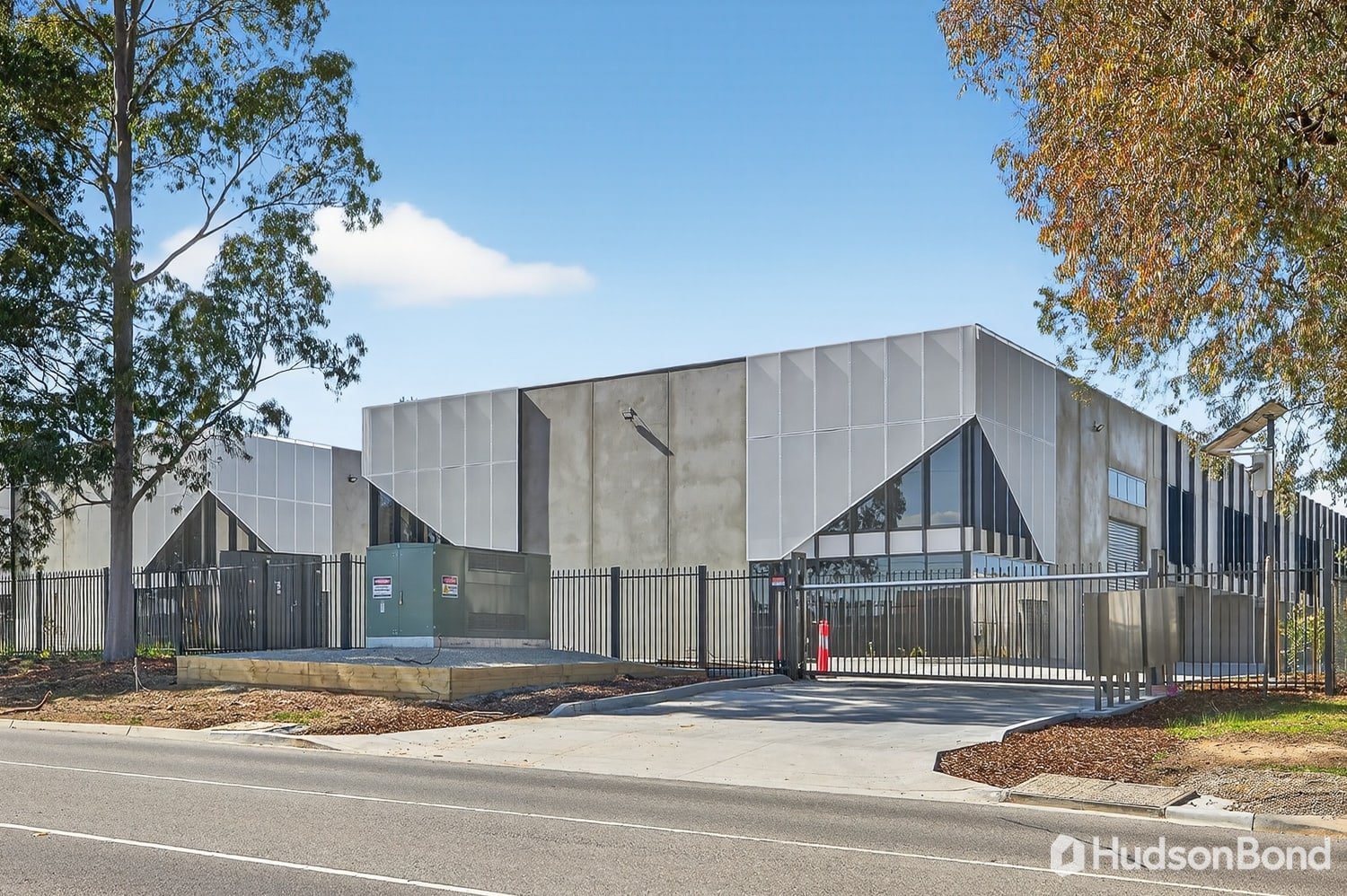 89 Lewis Rd, Boronia for lease Primary Photo- Image 1 of 2