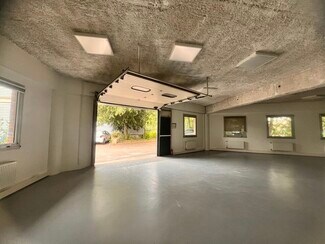 Plus de détails pour 56 Rue Du Port, Nanterre - Flex à vendre