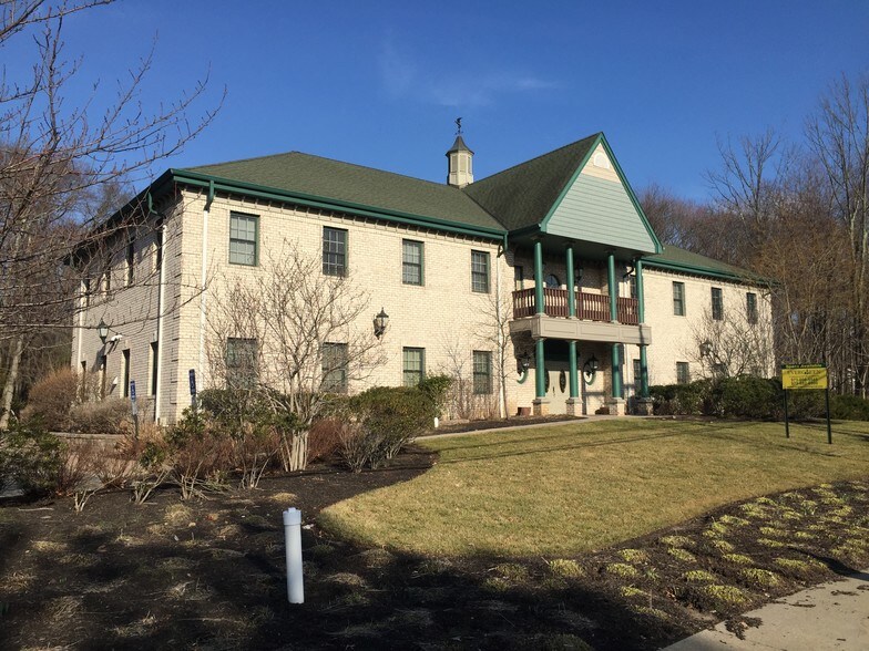 328 Changebridge Rd, Pine Brook, NJ for lease - Building Photo - Image 3 of 5