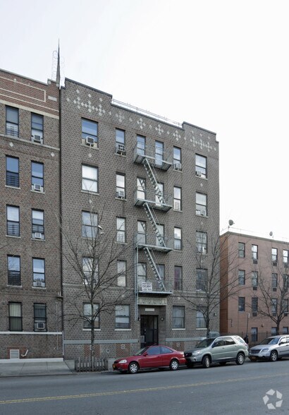 1316 Morris Ave, Bronx, NY à vendre - Photo du bâtiment - Image 3 de 4