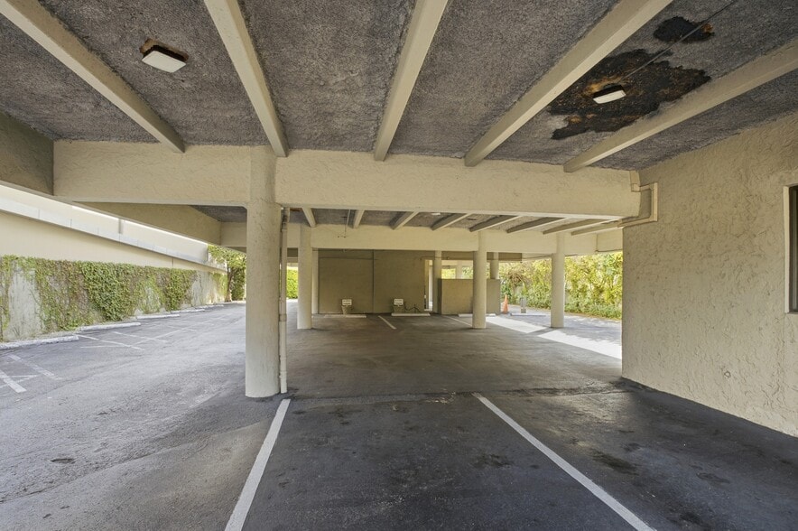 4075 SW 83rd Ave, Miami, FL for sale - Building Photo - Image 3 of 23