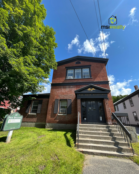 213 E Main St, Hyde Park, VT for lease - Building Photo - Image 1 of 4