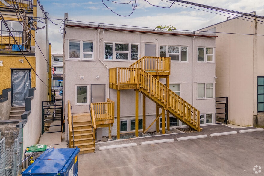 2183-2185 W 4th Ave, Vancouver, BC for lease - Building Photo - Image 3 of 4