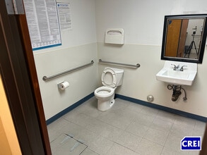 4322 Eileen St, Simi Valley, CA for lease Interior Photo- Image 1 of 7