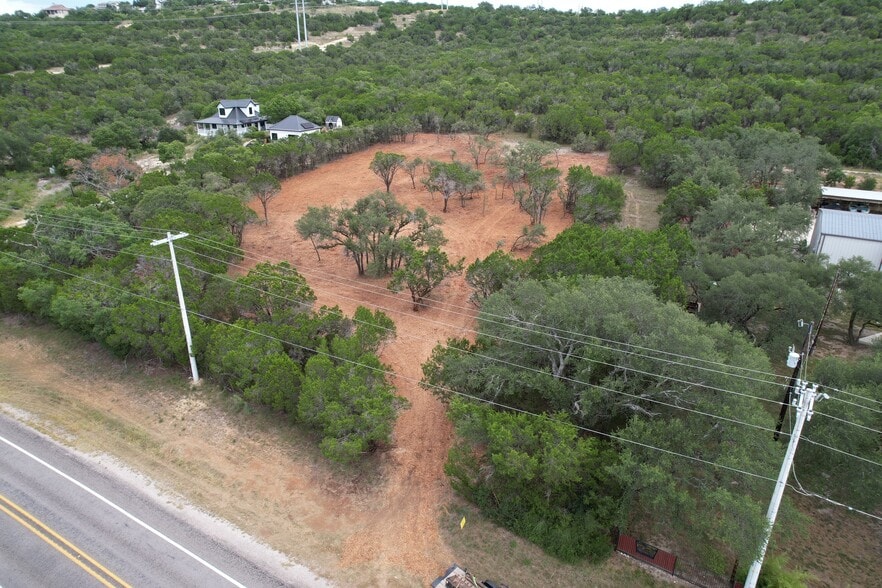 2409 Pace Bend S Rd, Spicewood, TX for sale - Building Photo - Image 3 of 5