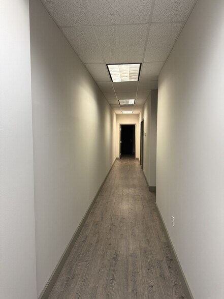 6334 Philips Hwy, Jacksonville, FL à louer - Photo du bâtiment - Image 3 de 12