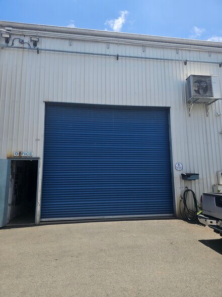 96-1276-1276 Waihona St, Pearl City, HI à vendre - Photo du bâtiment - Image 2 de 4