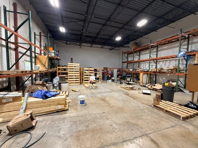 2000 Avenue P, Riviera Beach, FL for lease Interior Photo- Image 1 of 1