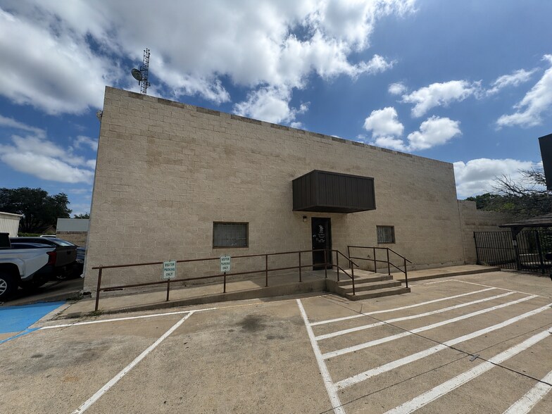 5713 Springfield Ave, Laredo, TX à louer - Photo du bâtiment - Image 2 de 7