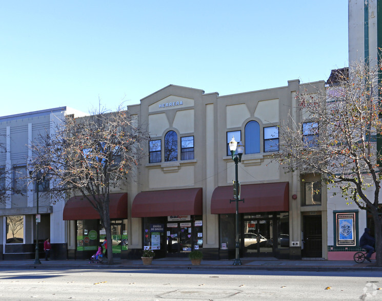 310-316 Main St, Watsonville, CA for lease - Building Photo - Image 3 of 12