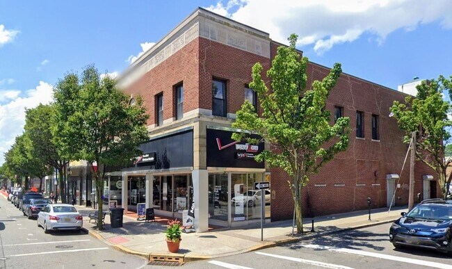 Plus de détails pour 493-495 Broadway, Bayonne, NJ - Bureau, Commerce de détail à louer