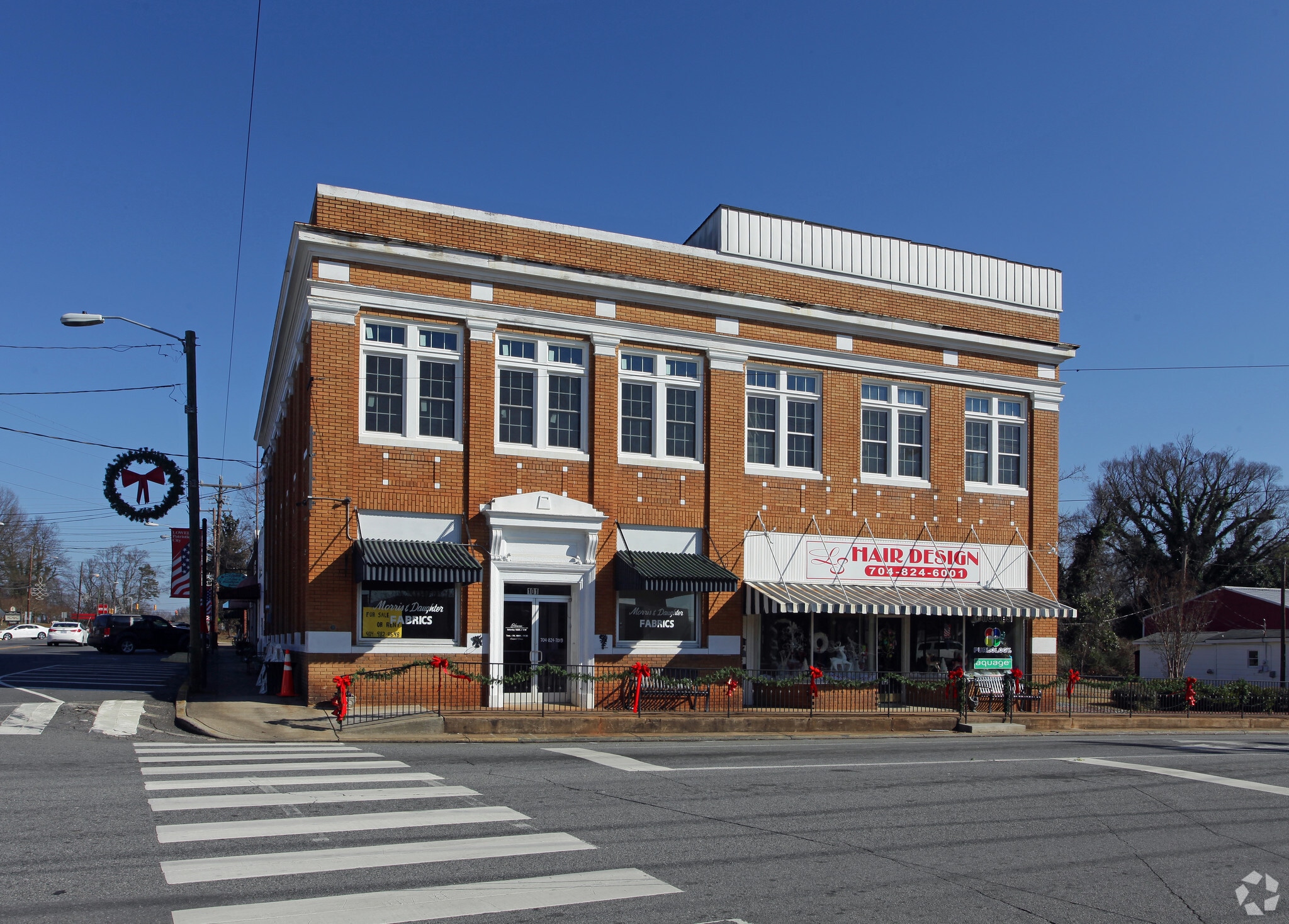101 E 1st St, Lowell, NC for sale Primary Photo- Image 1 of 6
