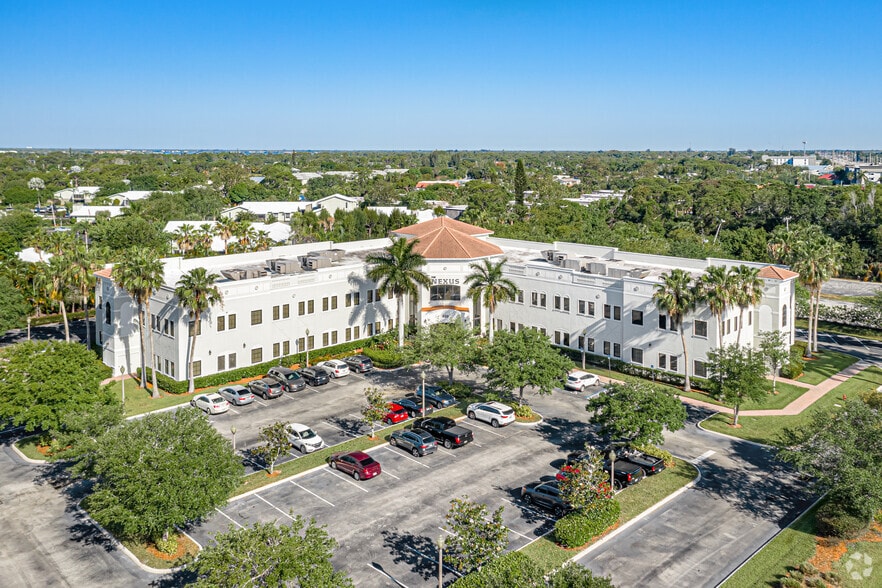 850 NW Federal Hwy, Stuart, FL à louer - Aérien - Image 2 de 34