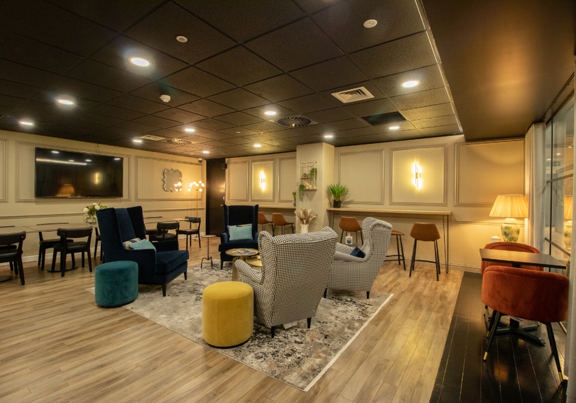 5 Jewry St, London for lease - Interior Photo - Image 3 of 10