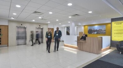 Cross St, Sale for lease Interior Photo- Image 2 of 7