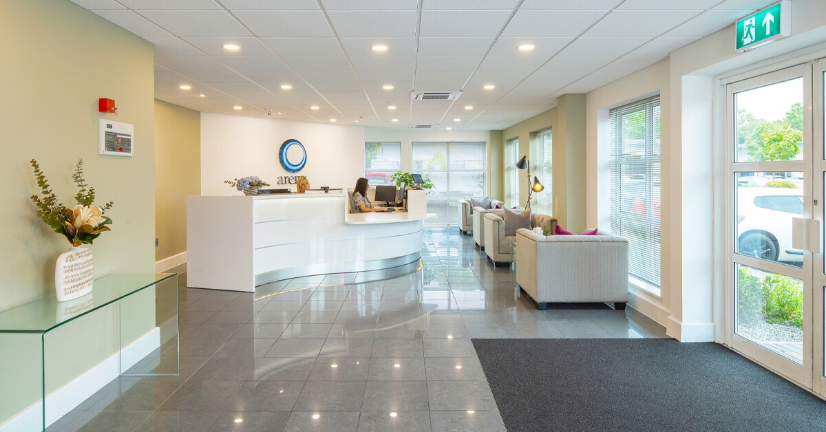 Holyrod Clos, Poole for lease Interior Photo- Image 1 of 6